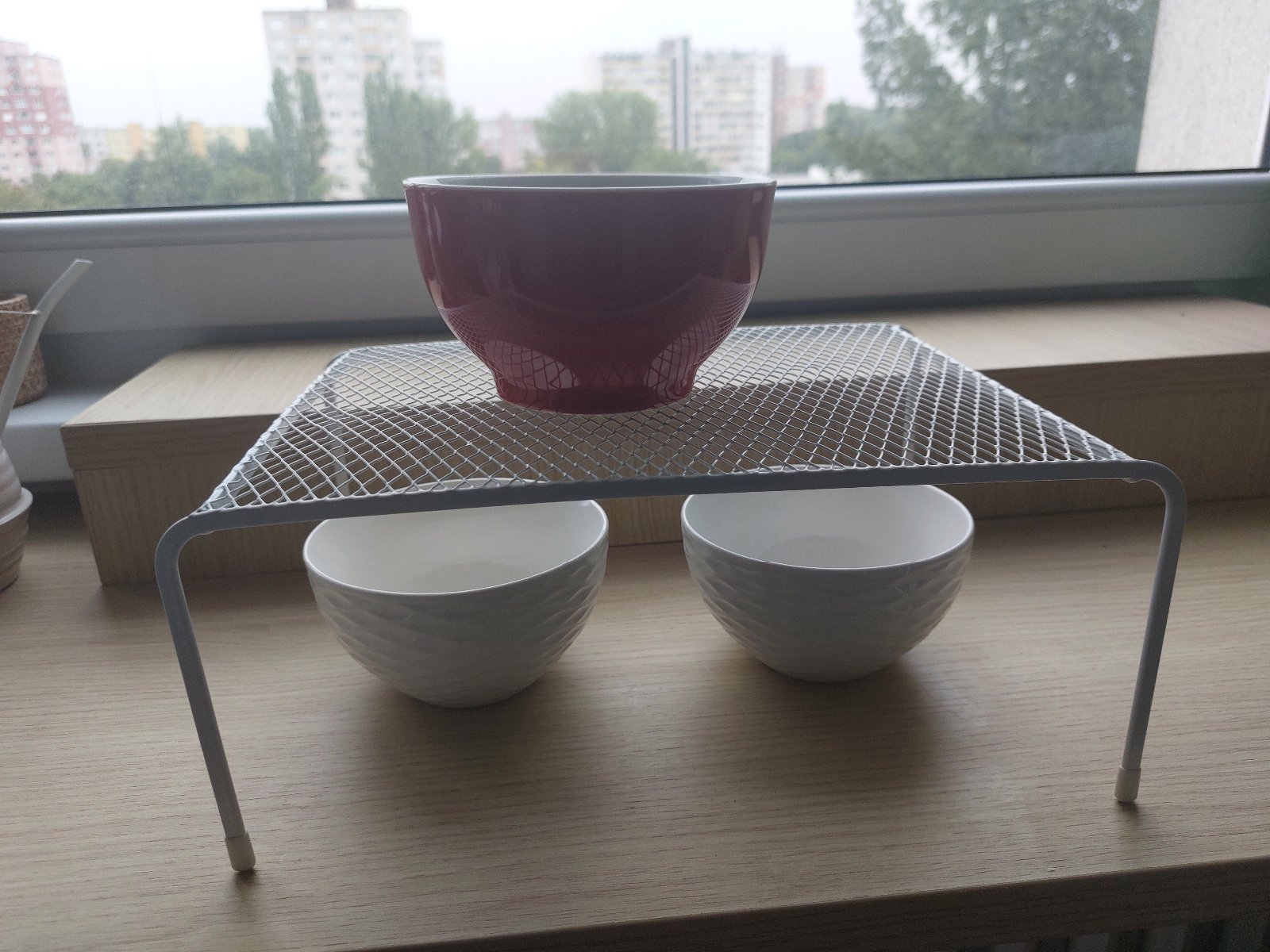 3x malá miska. Jedna trochu obita

Cca 14 cm priemer

Políčka je tiež v ponuke

Iba osobný odber BA