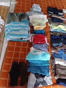 Balík oblečenia pre babätko