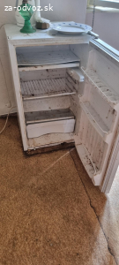 Chladnicka s mraznickou