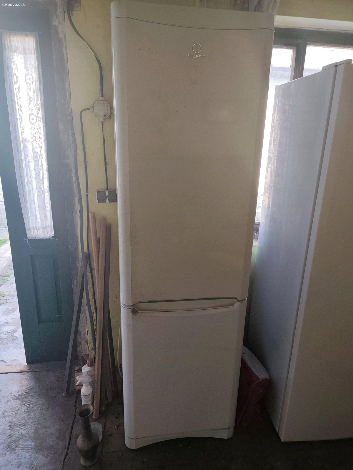 Chladnicka s mraznickou