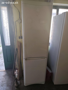 Chladnicka s mraznickou