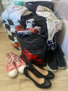 Dámske oblečenie veľkosť M/L