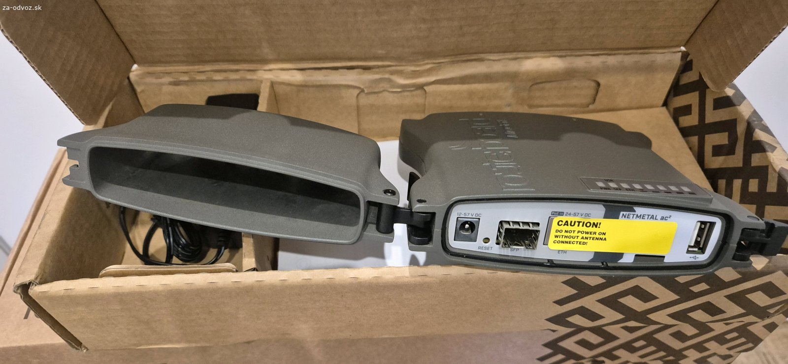 Darujem 2x AP + anteny MikroTik. Darujem 2x AP od Mikrotiku a anteny, vsetko je uplne nove, nepouzite. Iba osobny odber a vsetko naraz.Modely zariadeni na foto.