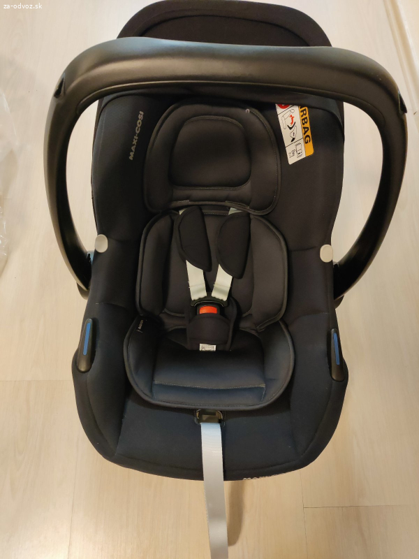 Darujem autosedačku Maxi Cosi a vankúše