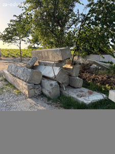 Darujem betónové panely a bloky za odvoz– Pezin