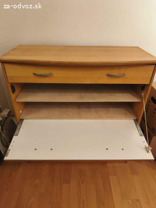 Darujem botník a skrinku