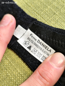 Darujem dámsku podprsenku