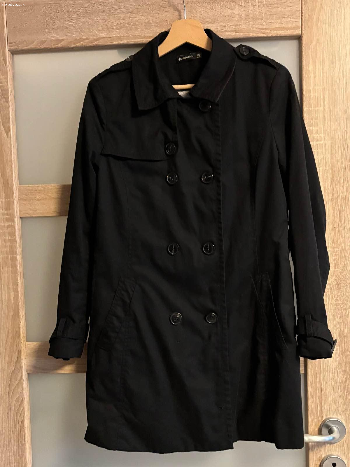 Darujem damsky prechodny kabat