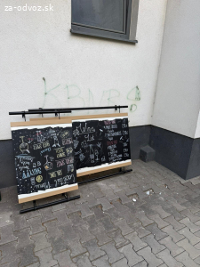Darujem dekoratívne predmety do domácnosti.