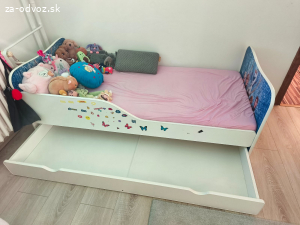 Darujem detskú posteľ