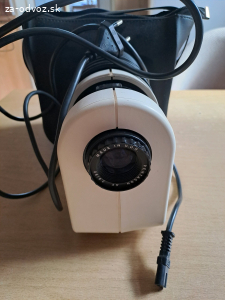 Darujem diaprojektor zn. PENTACON