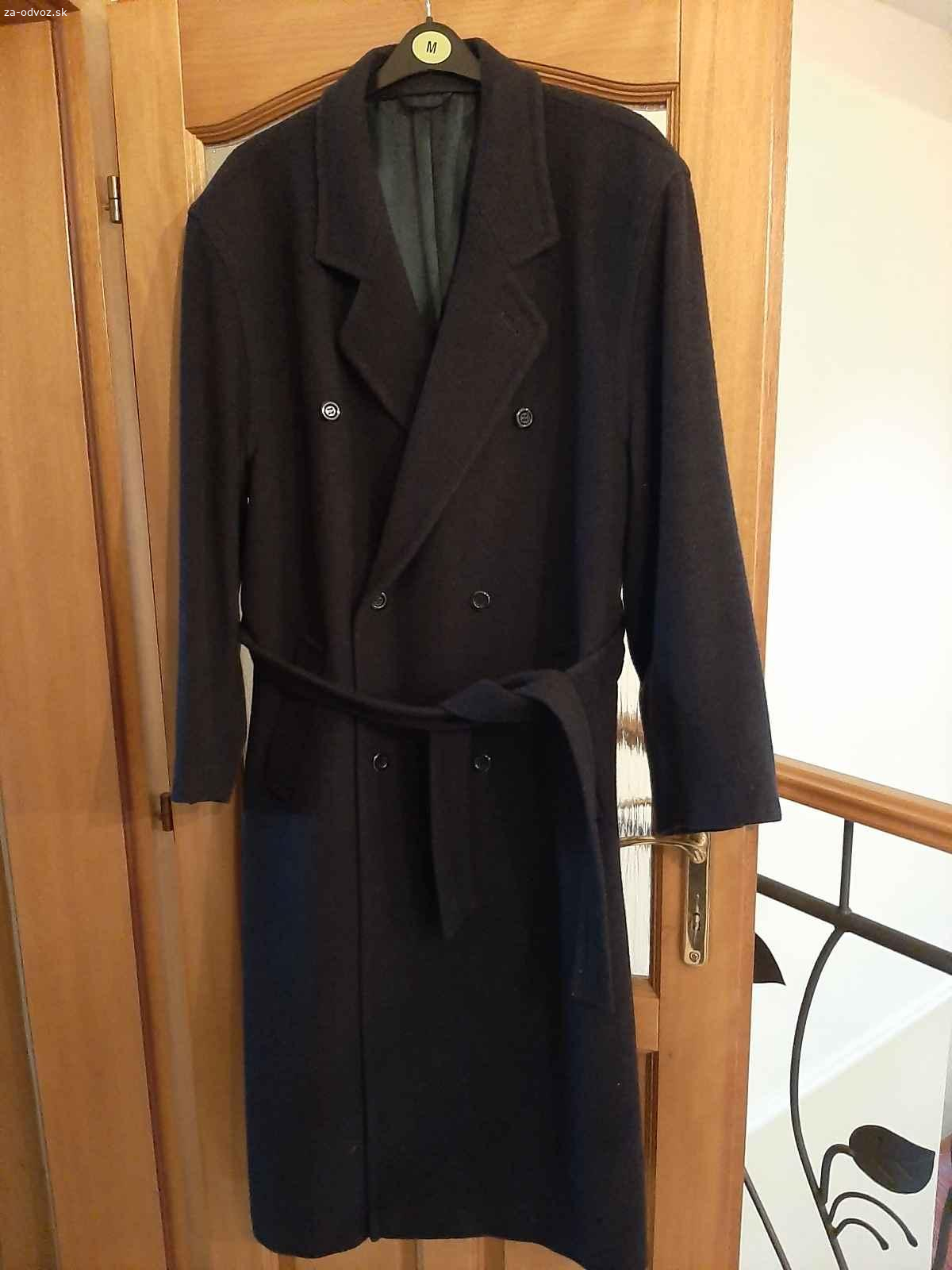 Darujem dlhý pánsky vlnený kabát