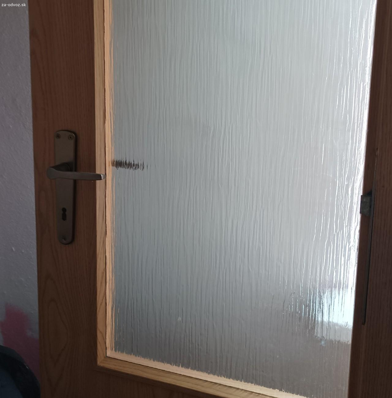 Darujem dvojo dvier.