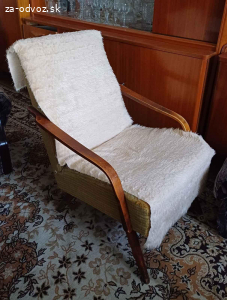 Darujem gauč a kreslá