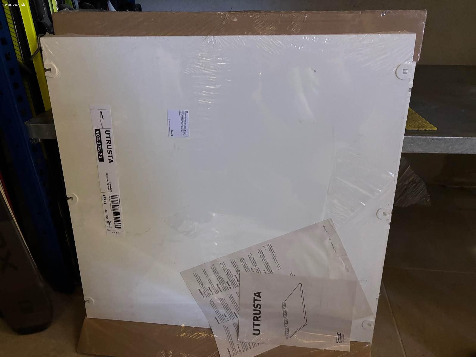 Darujem IKEA police UTRUSTA