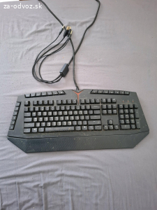 Darujem klavesnice a mys