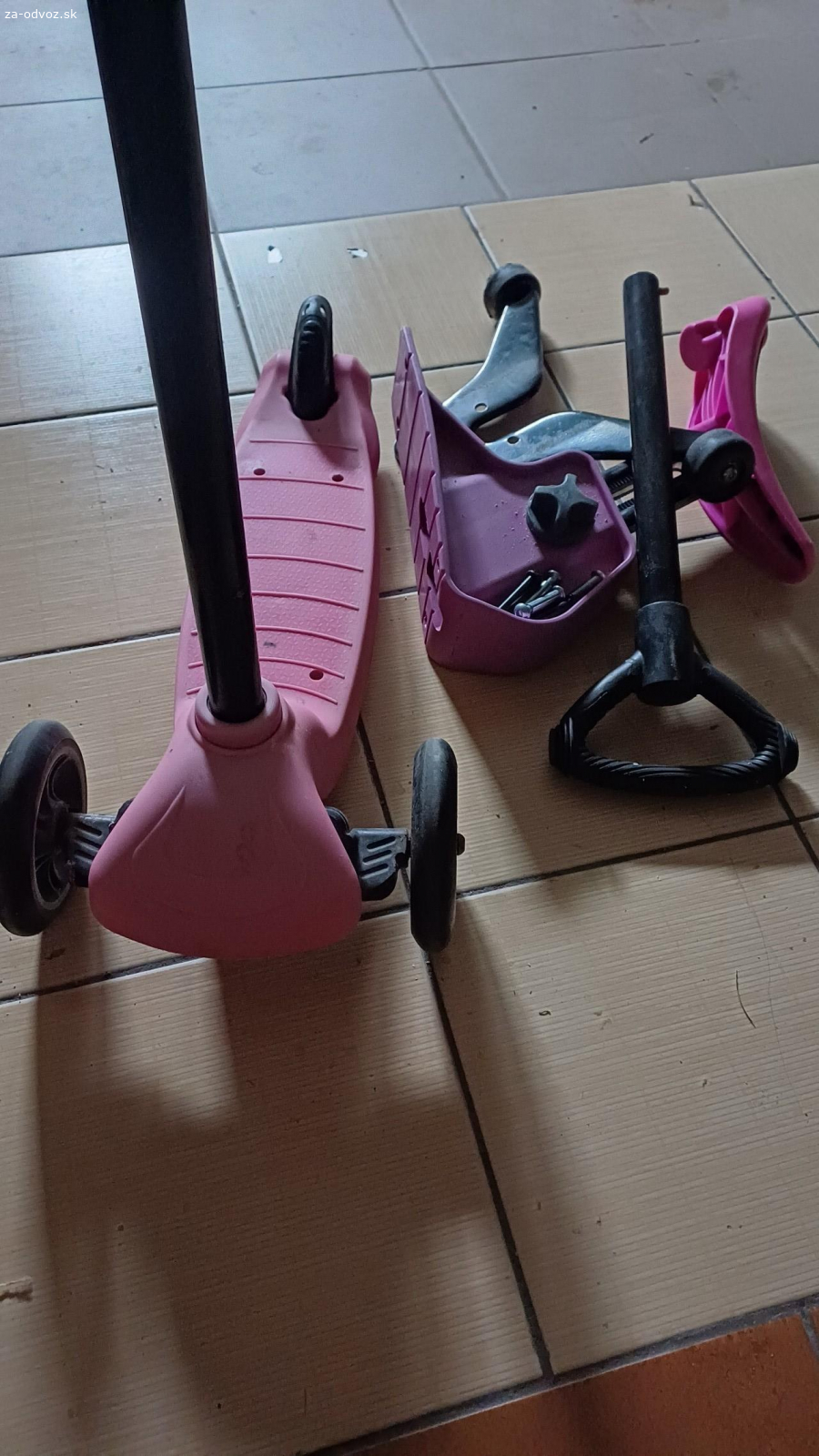 darujem kolobezku/vozitko 2v1