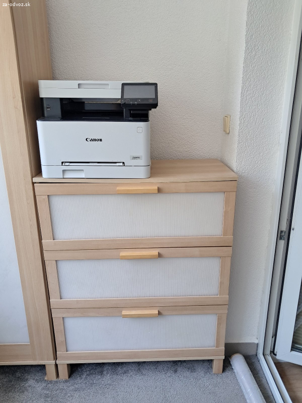 Darujem komodu