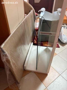 Darujem konferenčný stolík biely so sklom