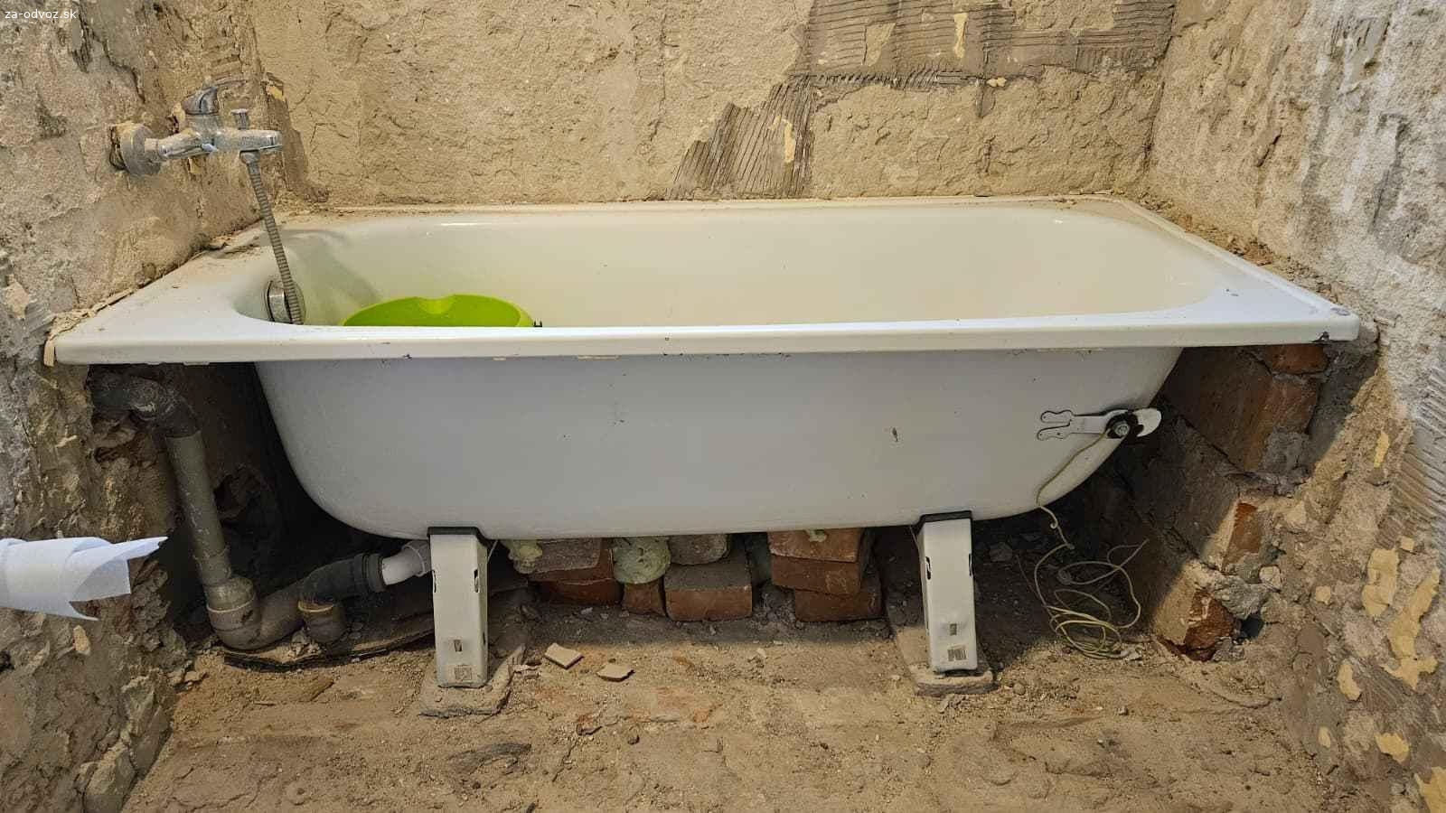 Darujem kovovú vaňu