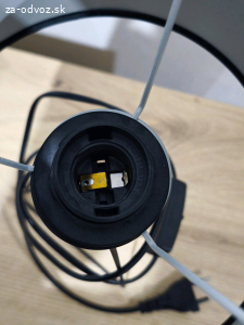 Darujem lampu na nočný stolík