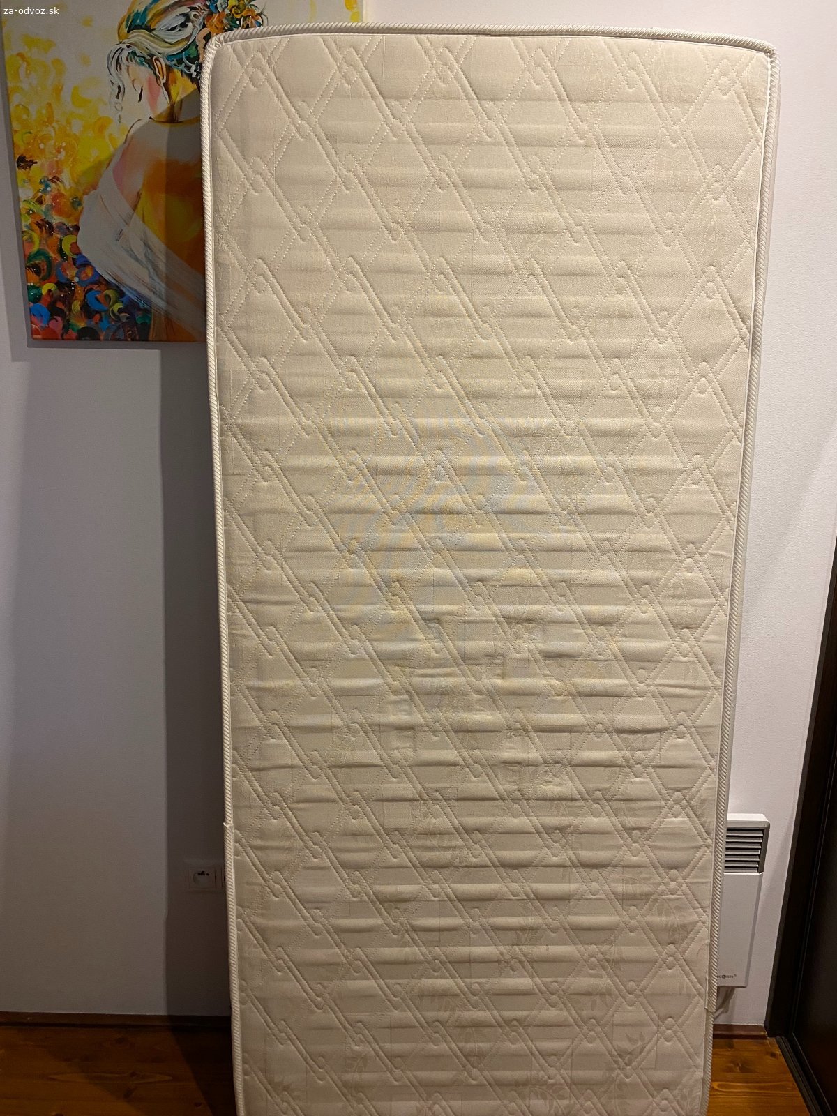 Darujem matrac Dormeo II.. Darujem penovy matrac Dormeo. 200x90x14 cm. Vo velmi dobrom stave. Bez spiny a flakov. Prilezitostne pouzivany. Deti ho nepouzivali.  Osobny odber Chotin, okr. Komarno.
