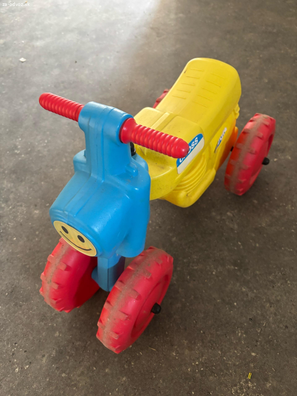 Darujem motorku