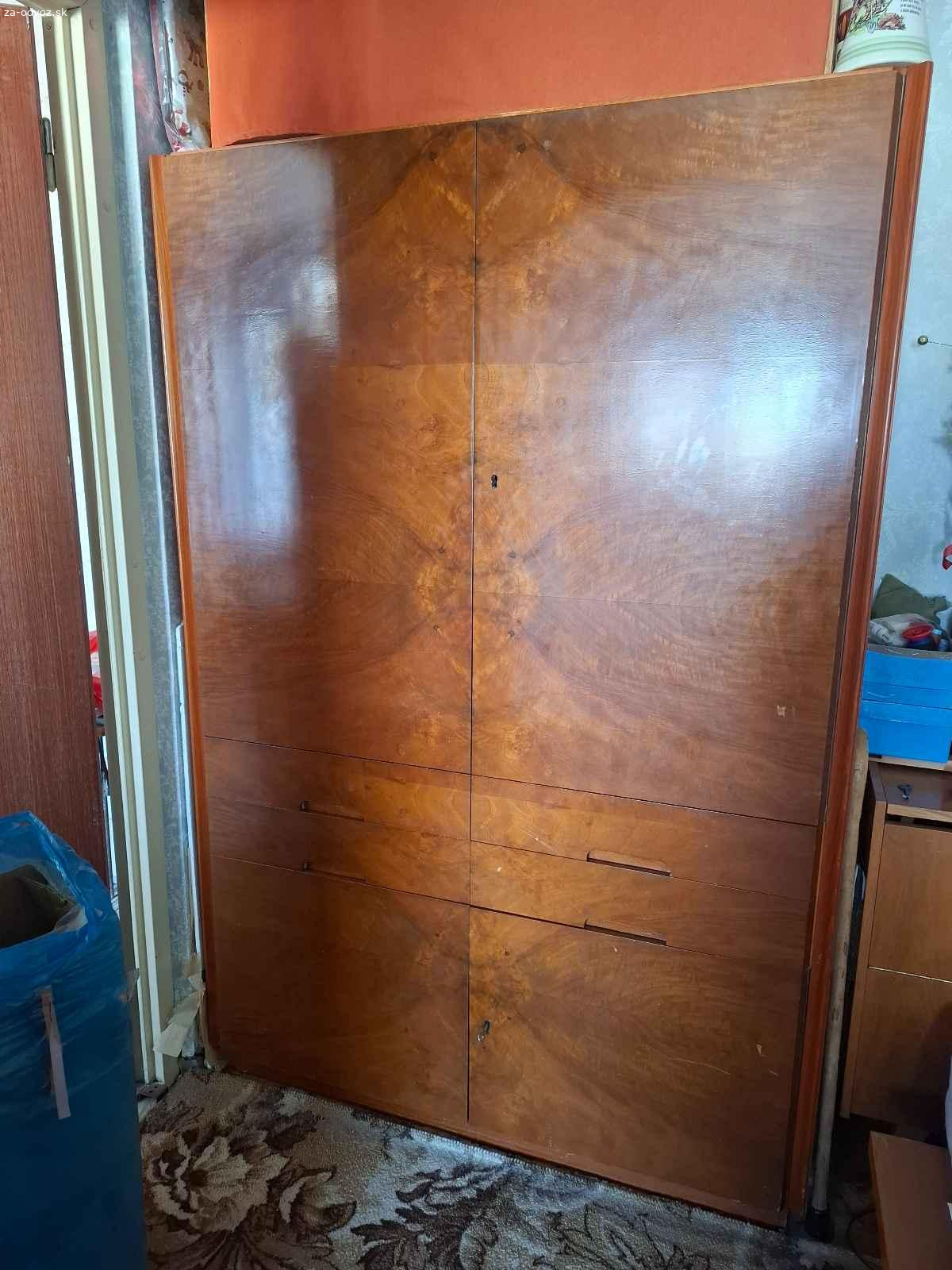 Darujem nábytok za odvoz