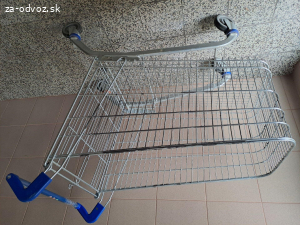 Darujem nákupné vozíky