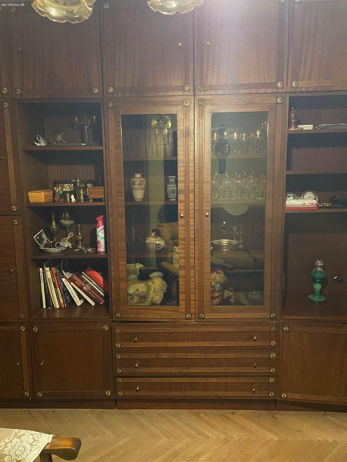 Darujem obývaciu stenu AMADEUS