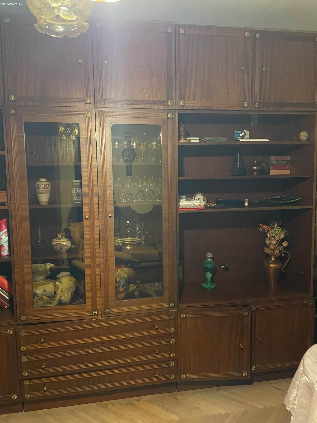 Darujem obývaciu stenu AMADEUS