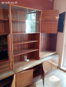 darujem obývaciu stenu