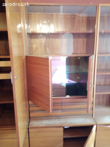 darujem obývaciu stenu