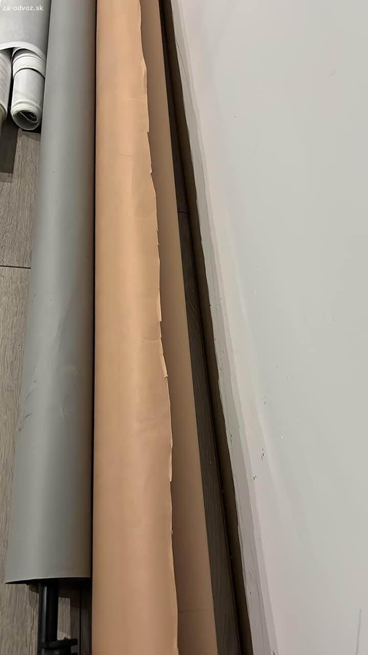 Darujem papierové plátna pre fotografov