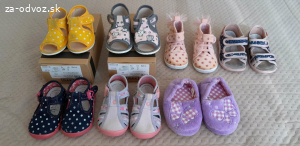 Darujem papučky č. 18-22