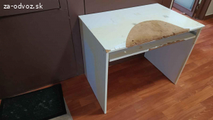 Darujem písací stolik