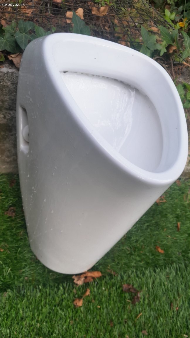 Darujem pisoár. Darujem keramický pisoár na stenu aj so senzorom.
Nachádza sa v Bratislave - Rači.