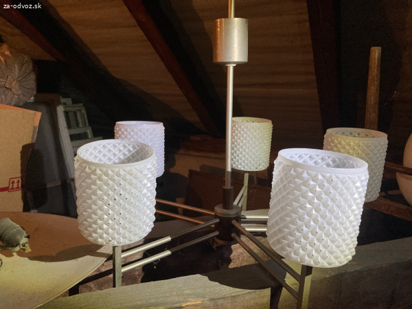 Darujem retro luster