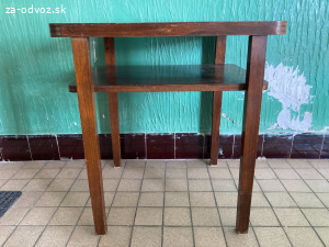 Darujem retro stolík