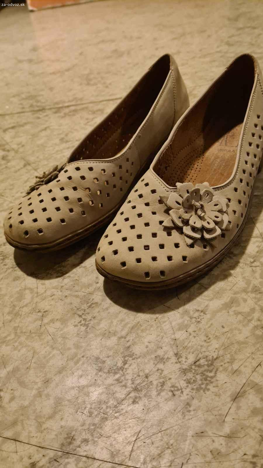 Darujem rôzne topánky