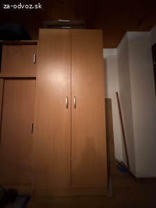 Darujem satnikovu skrinu dekor buk