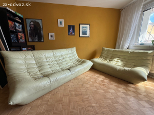 Darujem sedačky z kože