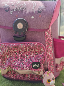 Darujem školskú tašku