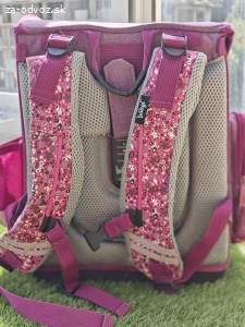 Darujem školskú tašku