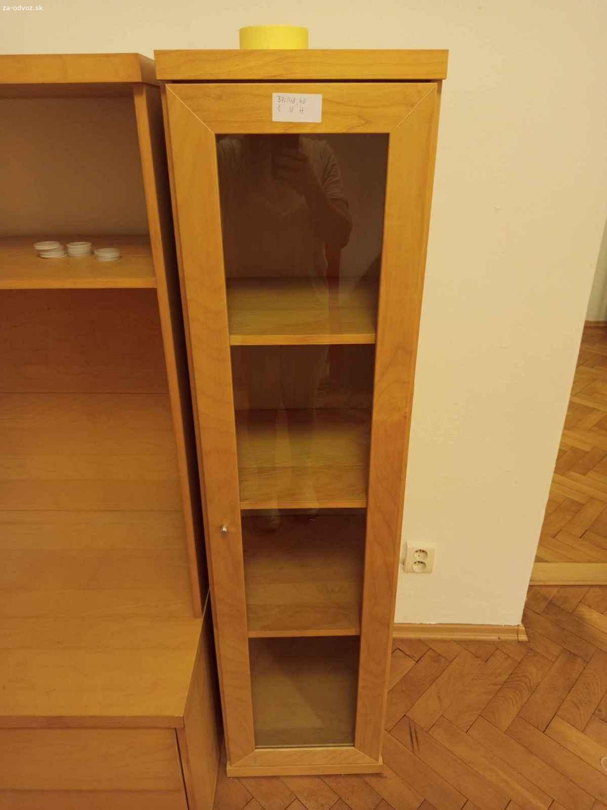 Darujem skriňu za odvoz