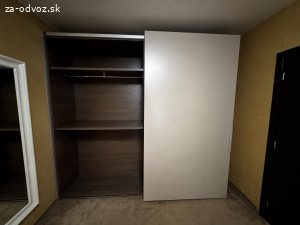 Darujem skrinu za odvoz
