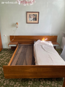 Darujem starú posteľ
