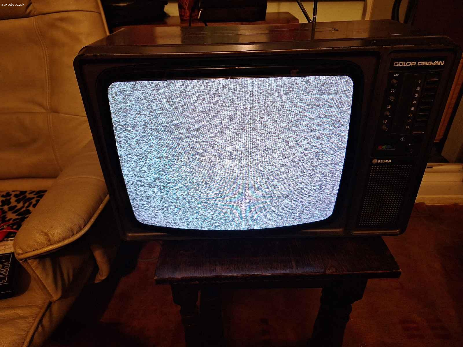 Darujem televízor Tesla color Oravan