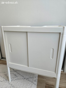 Darujem umyvadlo Laufen a plastovu skrinku Ikea