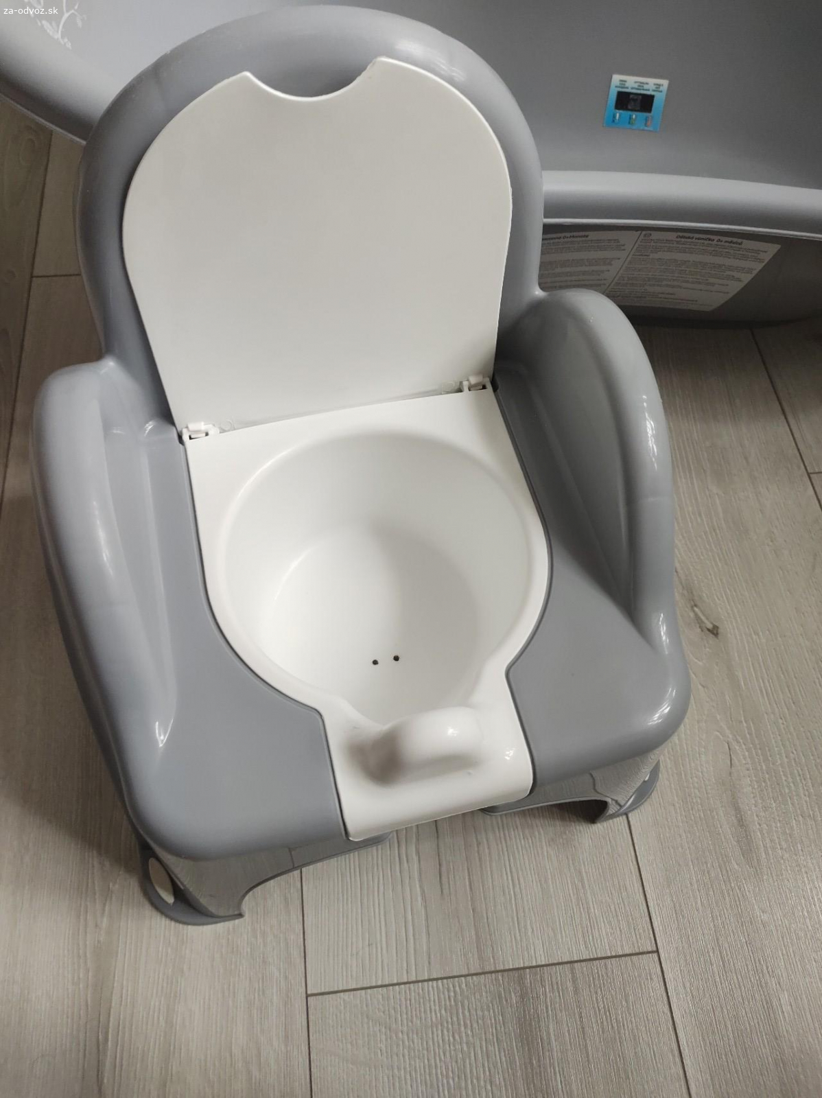 Darujem vaničku s nočníkom